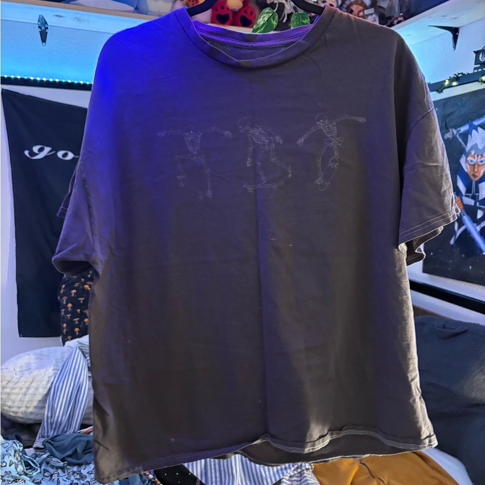 Men's Gray Graphic T-Shirt